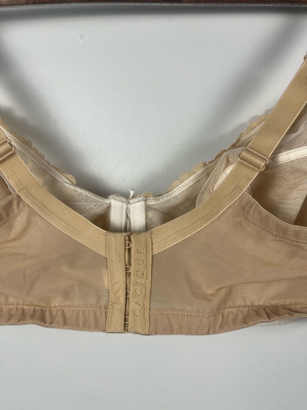 Cacique 42DDD Bra Beige Modern Lace Covered Unlined Full Coverage Underwire Bow - Picture 6 of 6